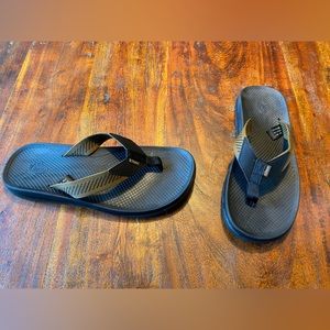 Chaco lowdown flip flops